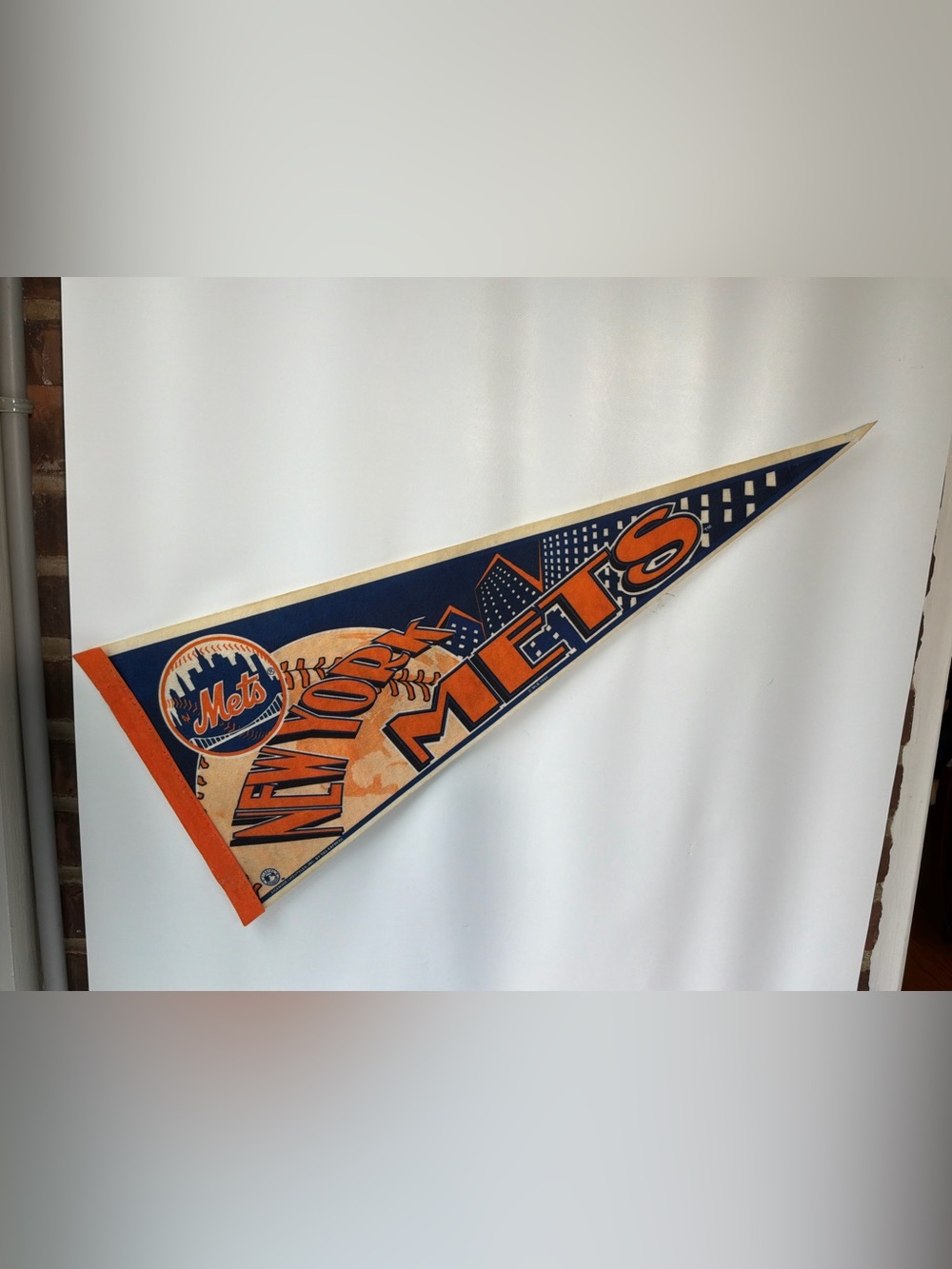 Vintage 1997 New York Mets 30 x 12 Full Size Felt Pennant Bar / Man Cave